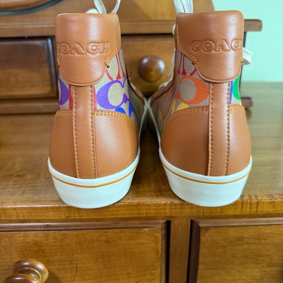 NEW Coach Citysole High Top Platform Sneaker Rainbow Signature size  7.5 y2k - Picture 4 of 10